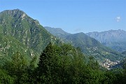 35 Vista da La Torre sul Monte Zucco, cresta della 'Direttissima'
